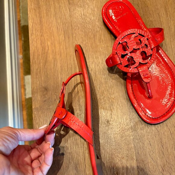Tory Burch Miller Thong Sandal - Only worn 2-3 times - Picture 7 of 8